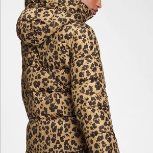 Gap Upcycled Midweight Leopard Puffer 